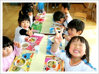 幼稚園での食事